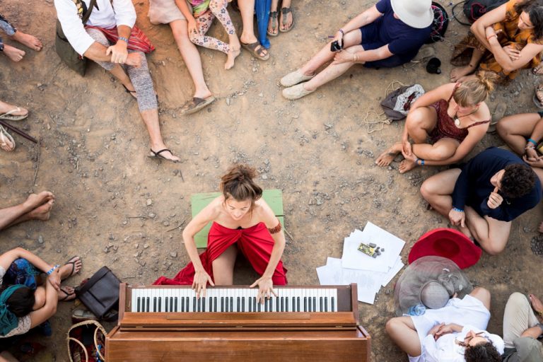 lara kirsten 768x512