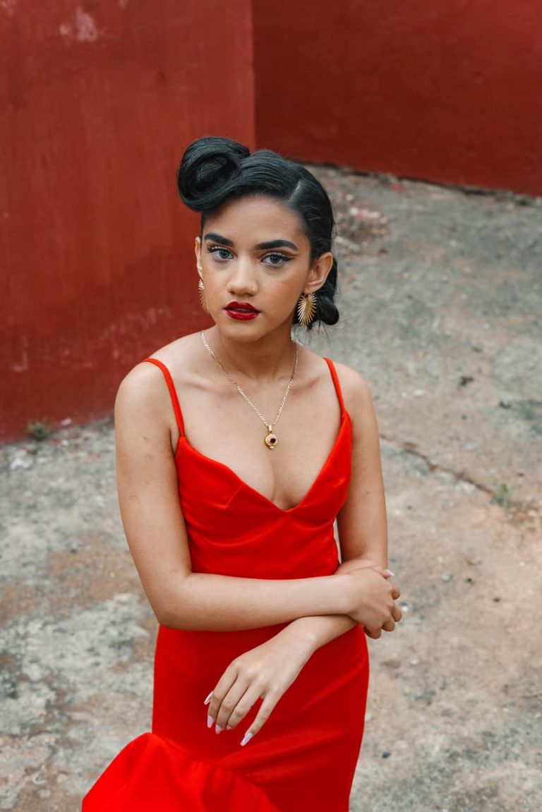 242103000 929878141070449 5540499007253946805 n 768x1151